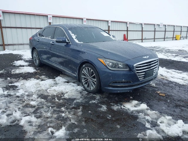 Salvage Hyundai Genesis Image
