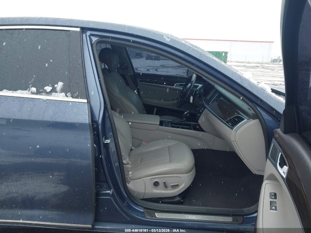 Hyundai Genesis 3.8