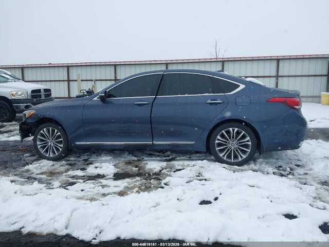Hyundai Genesis 3.8