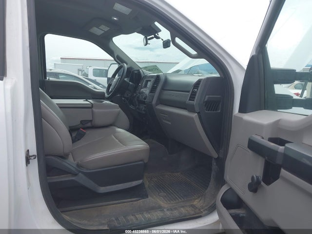 Ford F-350 Xl