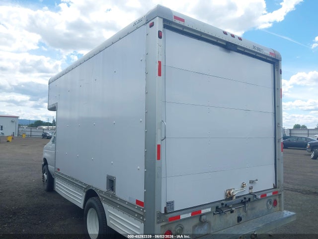 Ford E-450