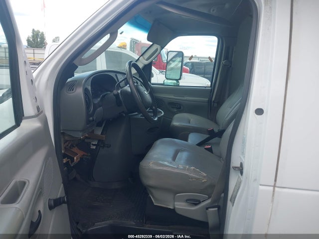 Ford E-450