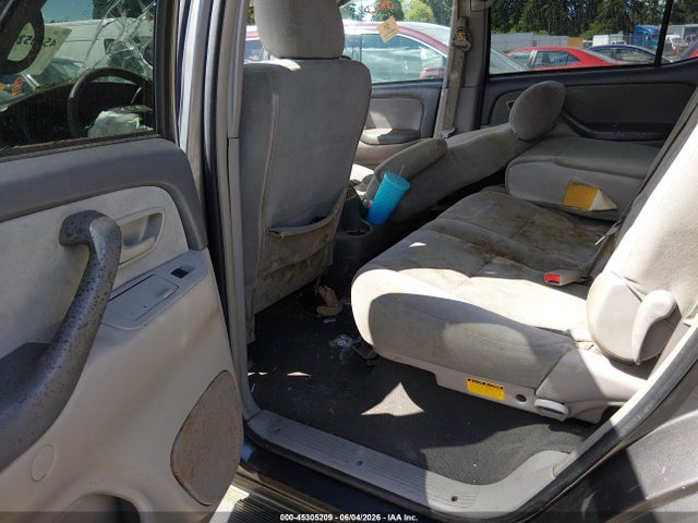 Toyota Sequoia Sr5 V8