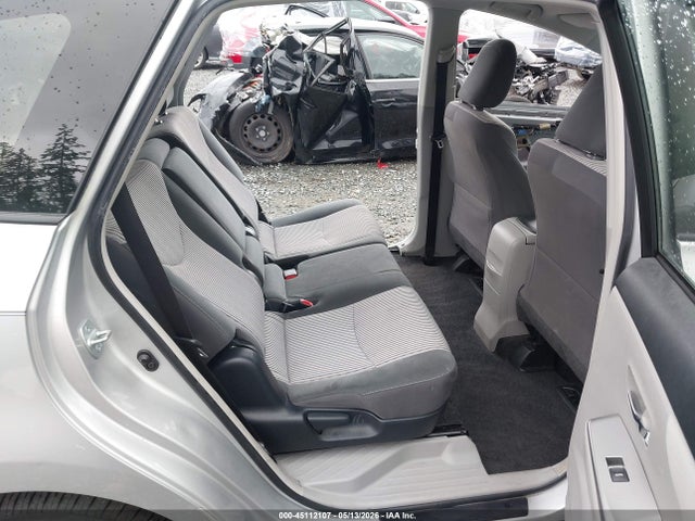 Toyota Prius v Three