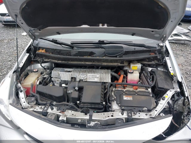 Toyota Prius v Three