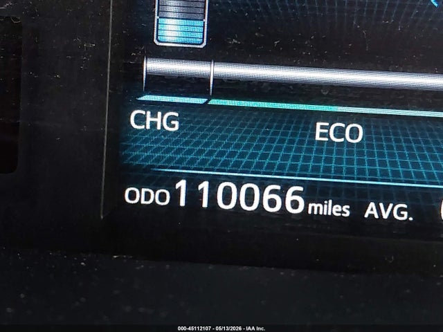 Toyota Prius v Three