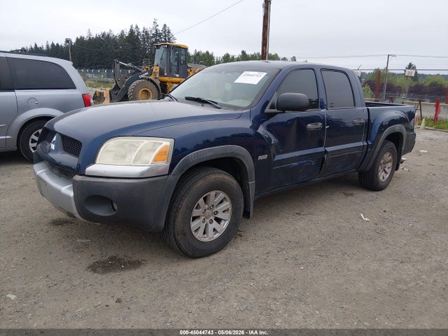 Mitsubishi Raider Duro Cross V6