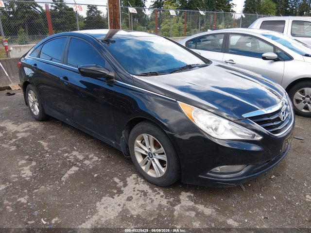 Salvage Hyundai SONATA Image
