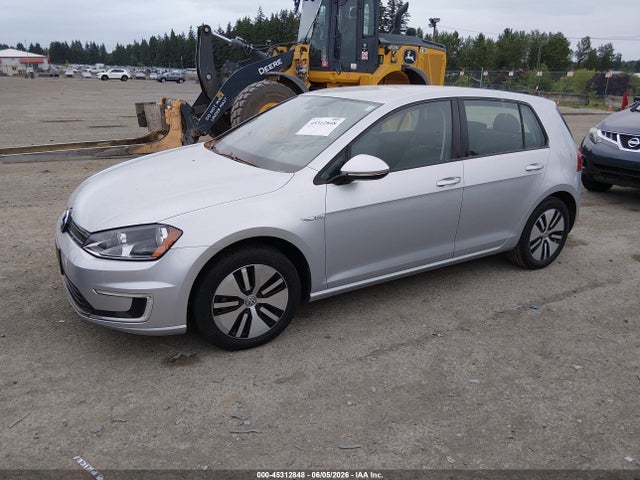 Volkswagen e-Golf Se