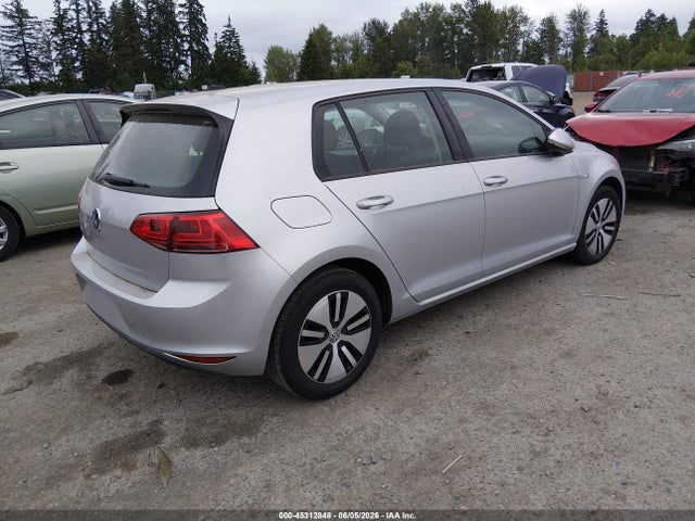 Volkswagen e-Golf Se