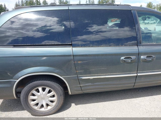 Chrysler Town & Country Lxi