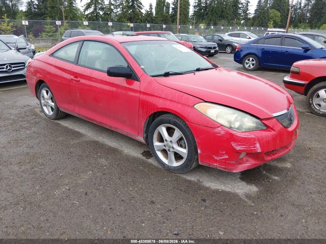 Salvage Toyota Camry Image