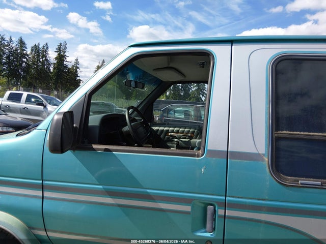 Ford Econoline E150 Van