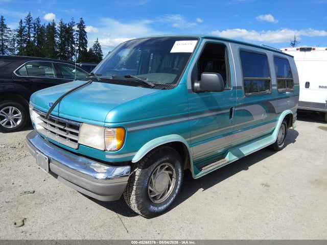 Ford Econoline E150 Van