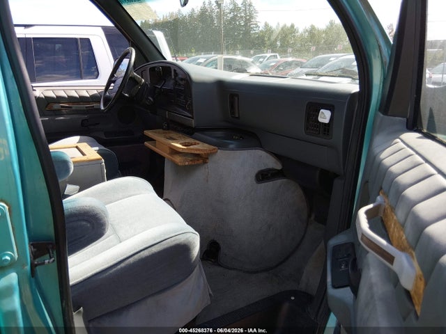 Ford Econoline E150 Van