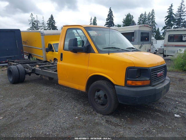Salvage General Motors Savana Cutaway Image
