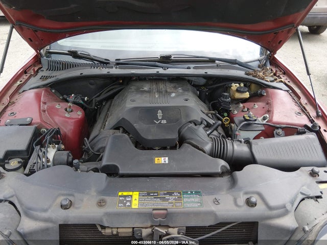 Lincoln LS V8