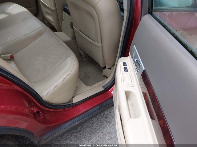 Lincoln LS V8