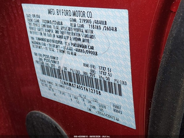 Lincoln LS V8