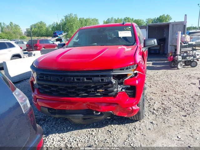 Chevrolet Silverado 1500 4wd  Short Bed Custom