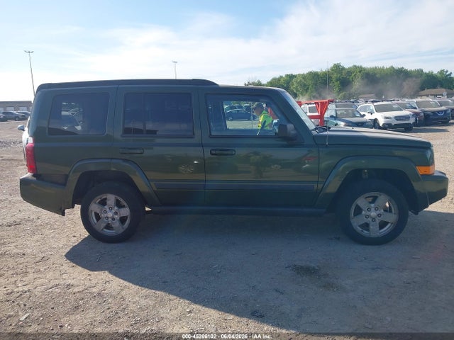 Jeep Commander Sport