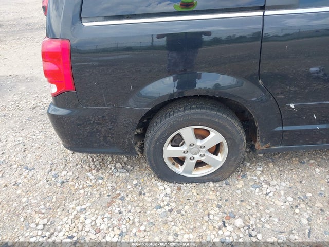 Dodge Grand Caravan Crew