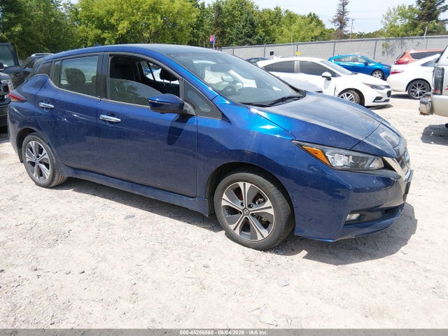 Salvage Nissan LEAF Image