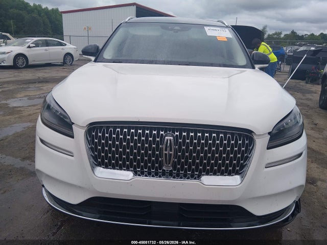 Lincoln Corsair Standard
