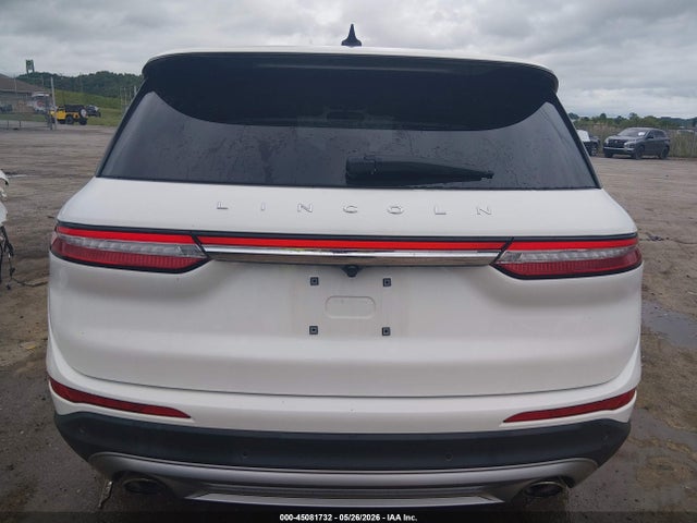 Lincoln Corsair Standard
