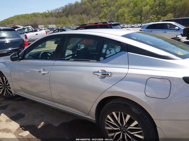 Nissan Altima Sv Intelligent Awd