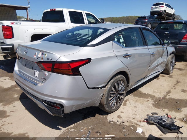 Nissan Altima Sv Intelligent Awd