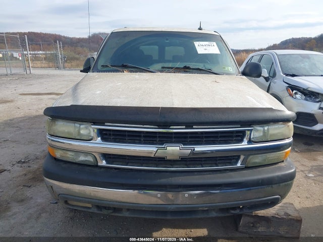 Chevrolet Suburban 2500 Ls