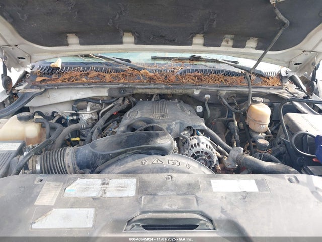 Chevrolet Suburban 2500 Ls