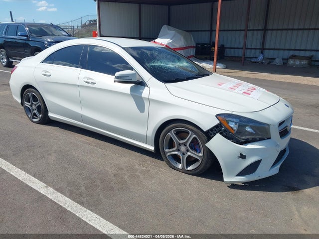 Salvage Mercedes-Benz Cla-class Image