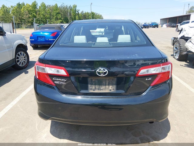 Toyota Camry Le
