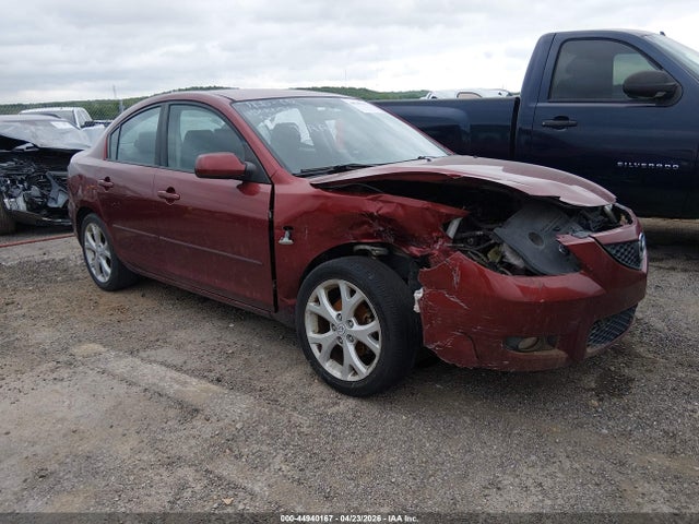 Salvage Mazda Mazda3 Image