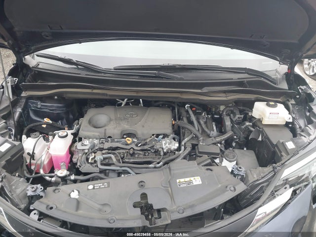 Toyota Sienna Le