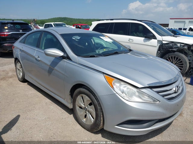 Salvage Hyundai SONATA Image