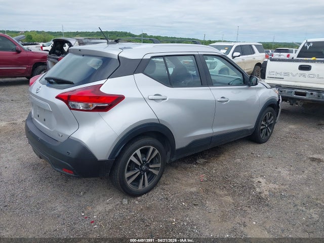 Nissan Kicks Sv Xtronic Cvt