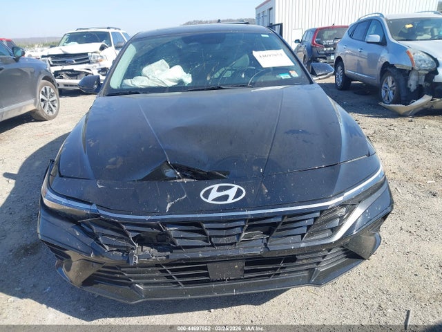 Hyundai ELANTRA Limited