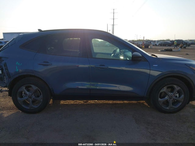 Ford Escape St-line