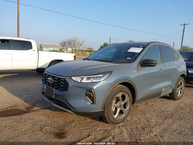 Ford Escape St-line