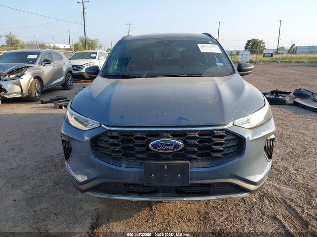 Ford Escape St-line