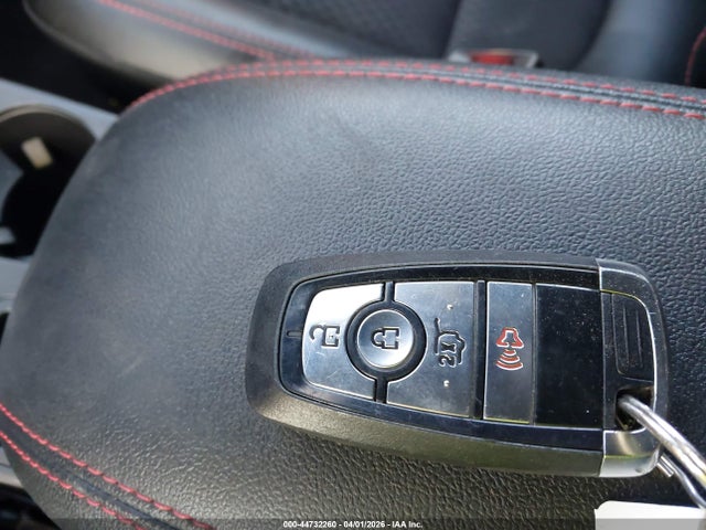 Ford Escape St-line