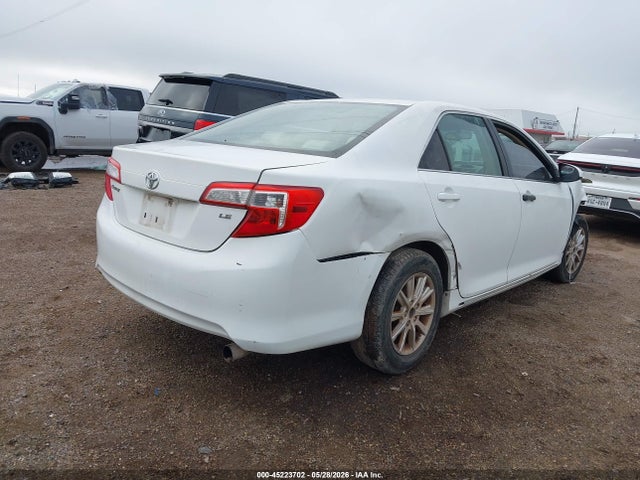 Toyota Camry Le