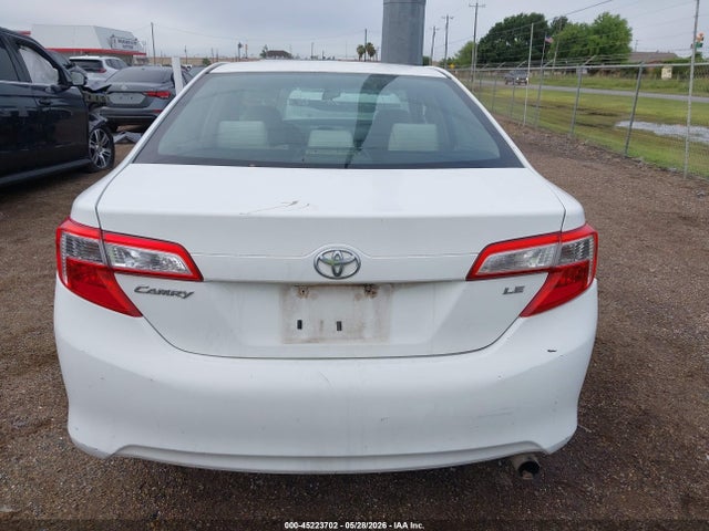 Toyota Camry Le