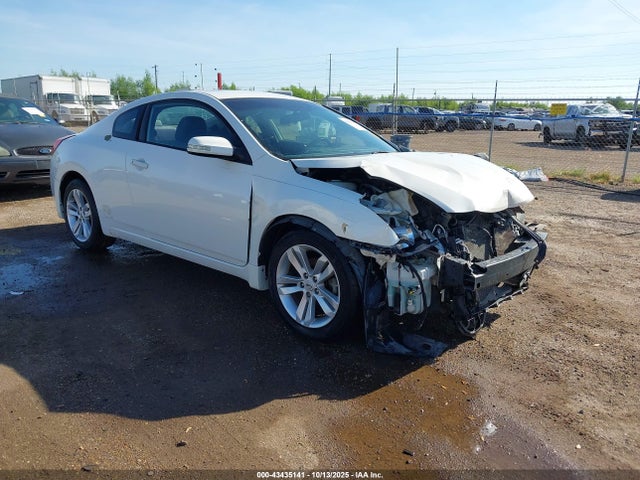 Salvage Nissan Altima Image