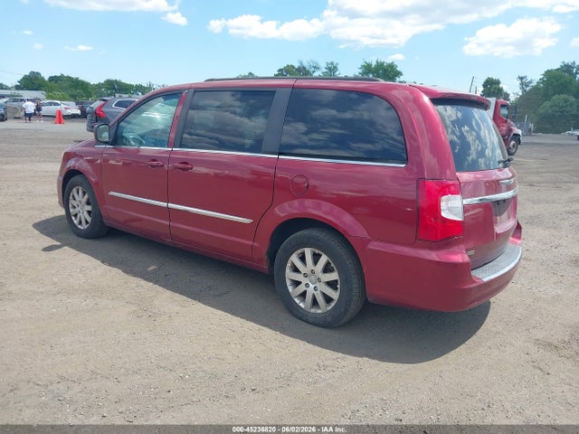 Chrysler Town & Country Touring