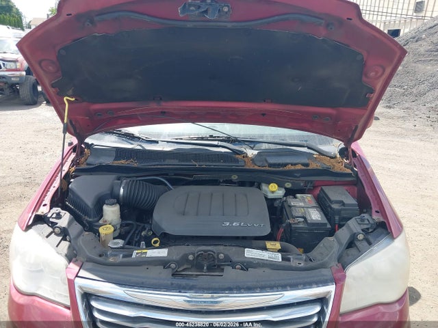 Chrysler Town & Country Touring