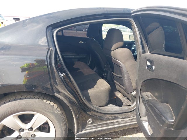 Dodge Charger Se